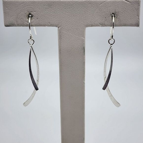International Bullion Brokers Sterling Silver Dangling Earrings - Picture 1 of 4